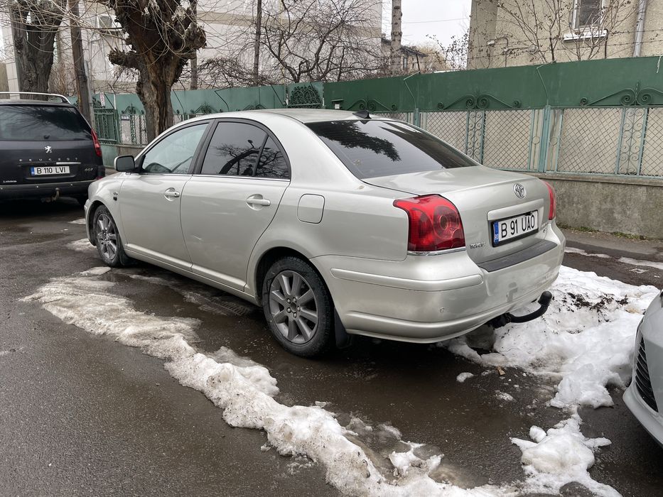 Dezmembrez Toyota Avensis T25