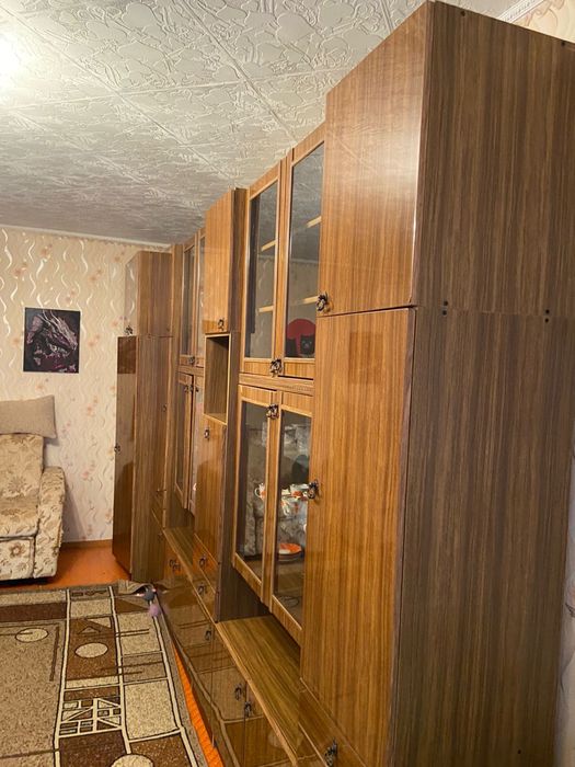 Шкаф-стенка с антресолями