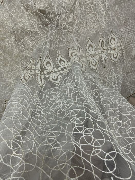 Продам тюль 4.7 м ширина