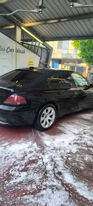Продавам БМВ Е65 740d V8