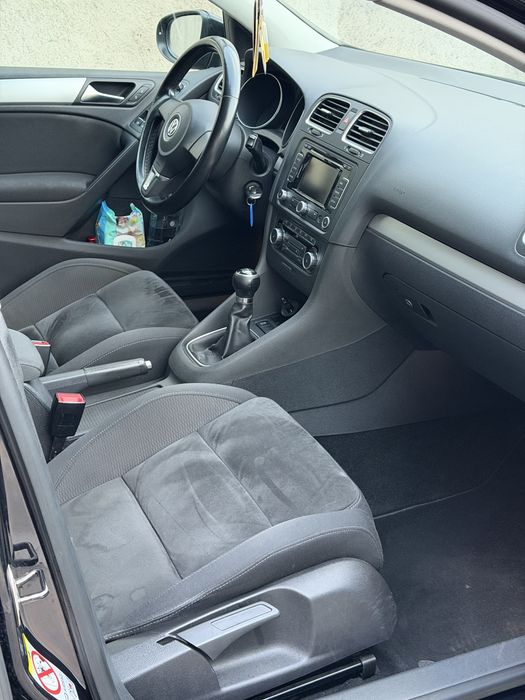 VOLKSWAGEN Golf 2010 — imagine 5