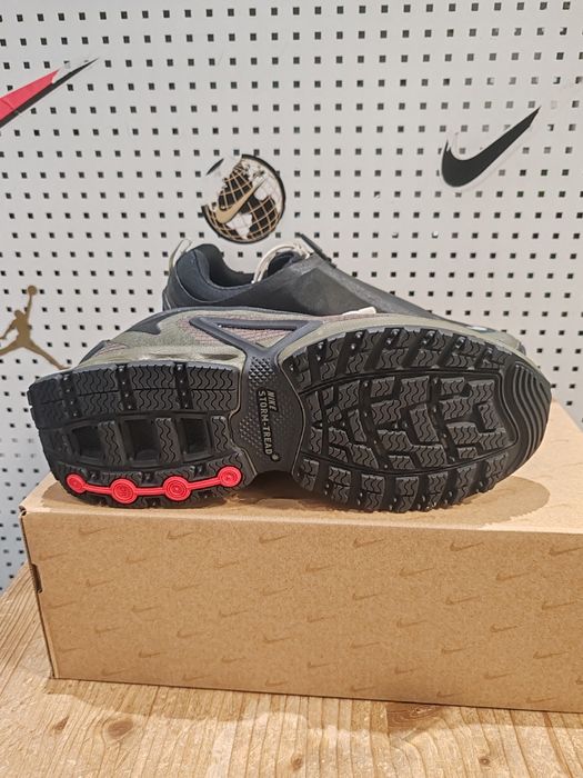 Adidași Nike Air Max Dn Roam