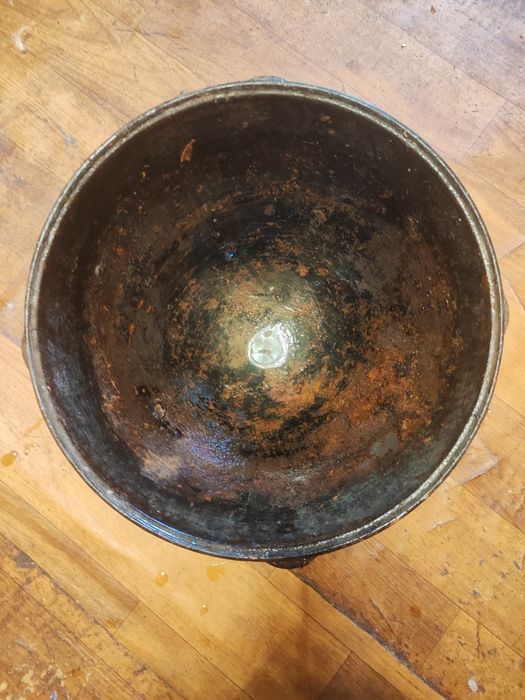 Продается казан чугунный