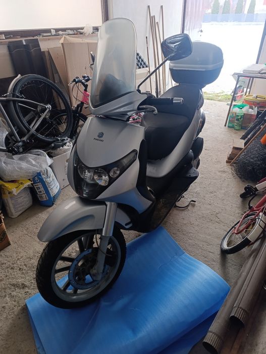 Vând scuter Piaggio Beverly 250 cc