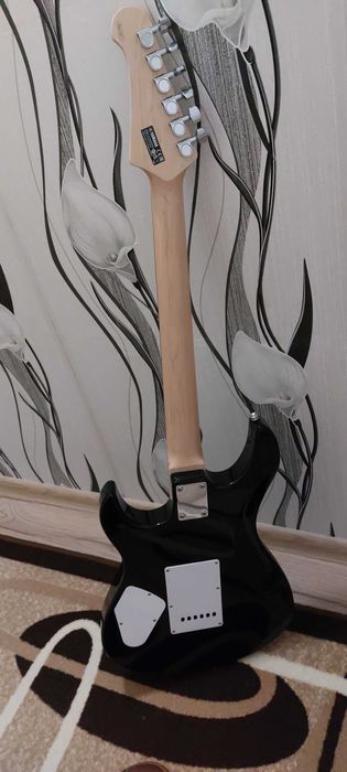 Електрическа китара yamaha pacifika 112v + подарък китарен кабел 6 м