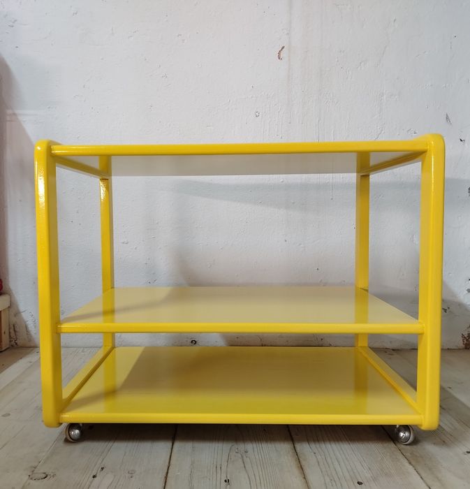 Gheridon vechi din lemn reconditionat, Austria/ Măsuță cu roti