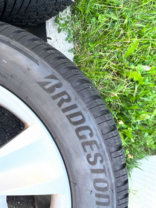 Джанти със зимни 225/55 R17 гуми за BMW F10