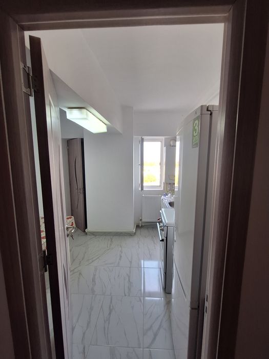 Inchiriez apartament 2 camere decomandat unirii sud