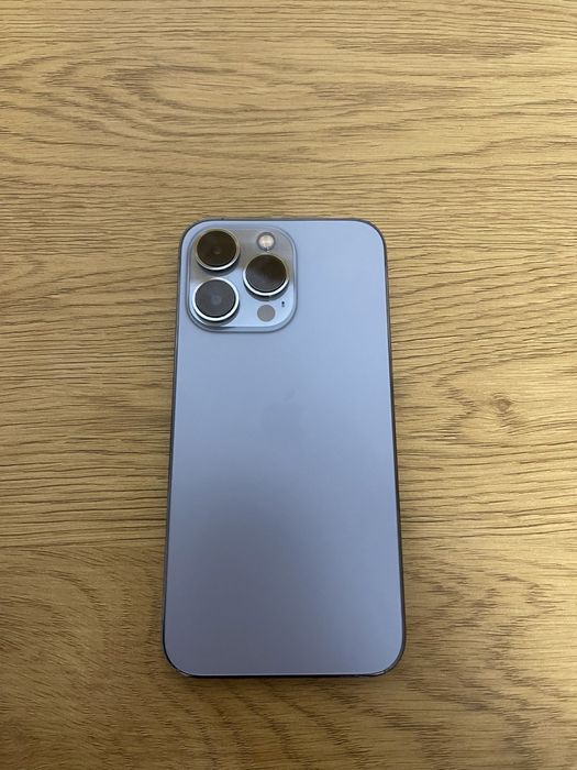 Vand iphone 13 pro urgent!!