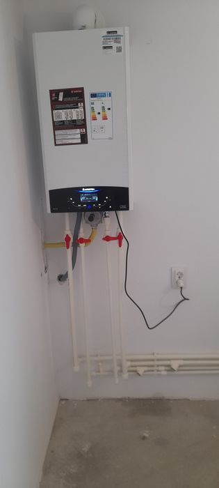 Executie instalatii centrale termice , panouri solare, Aer Conditionat