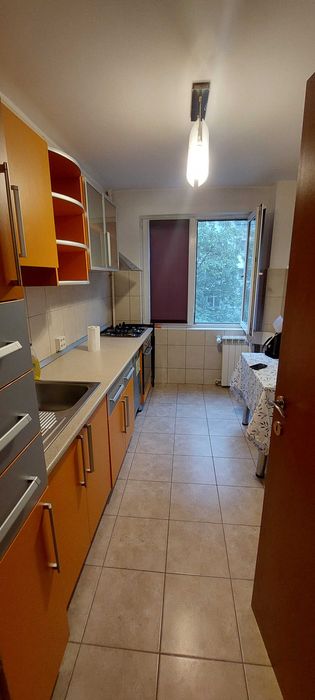 Ap. de inchiriat decomandat 2 cam.  et. 2 Lujerului 470 EUR
