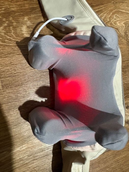 Електрически масажор за врат, гръб и рамене