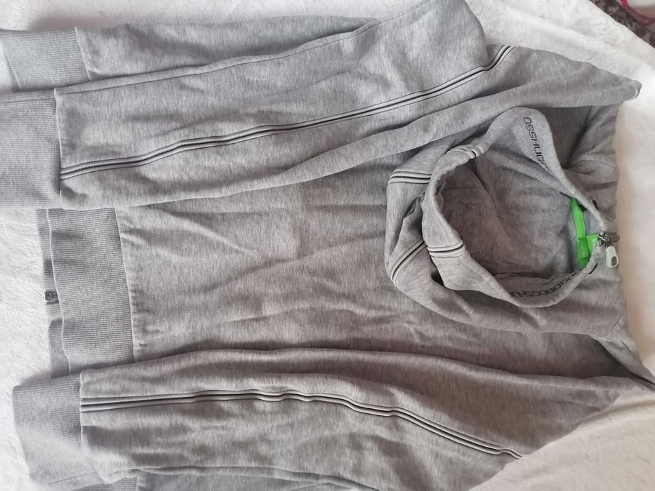 Boss суитчър М размер