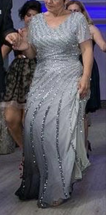 Rochie de seara luxoasa, paiete cusute manual, purtata o singura data