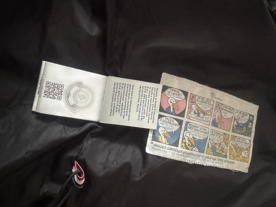 Vesta Moncler xl neagra