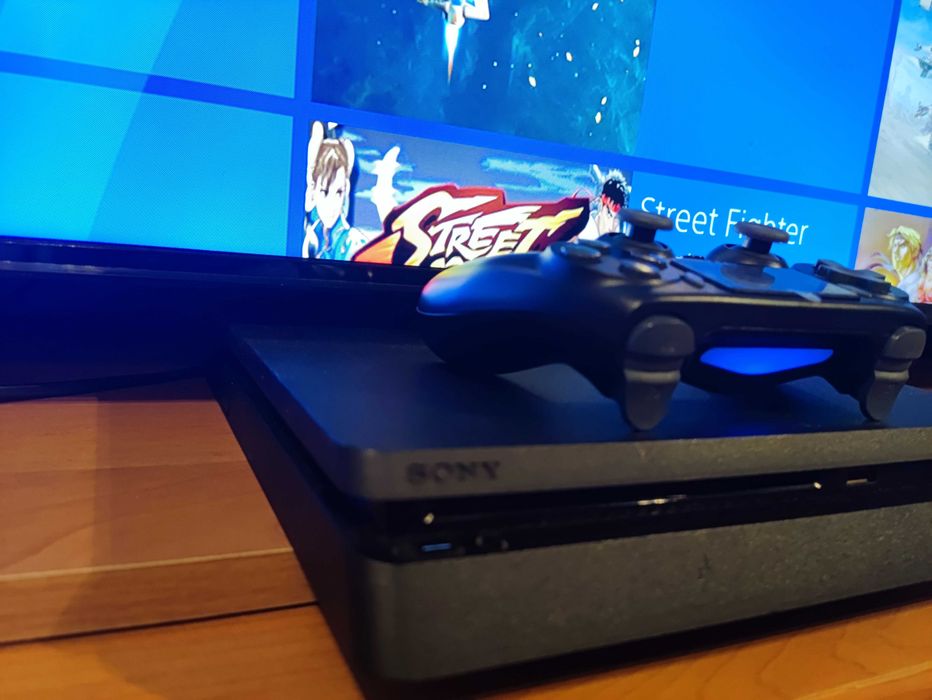 Sony PlayStation 4 Slim SPIDERMAN Edition Плейстейшън PS4 нов джойстик