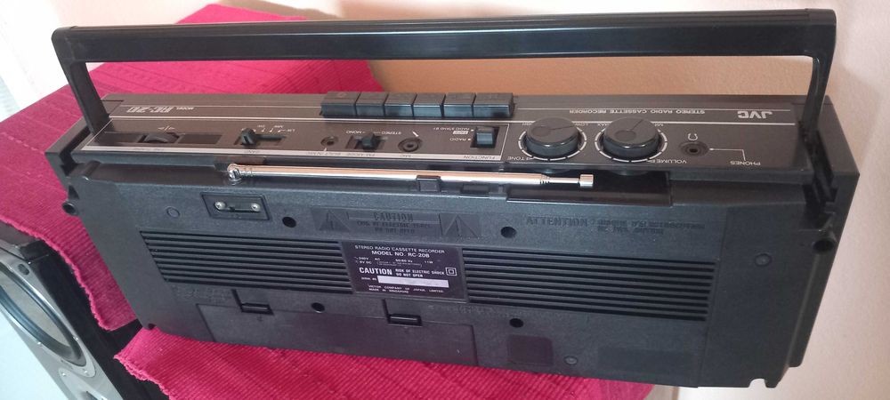 Radiocasetofon JVC RC-20