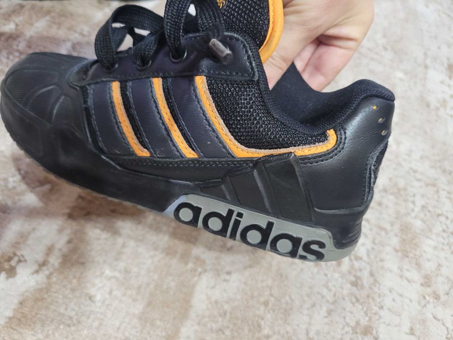 Adidasi Adidas 33,5