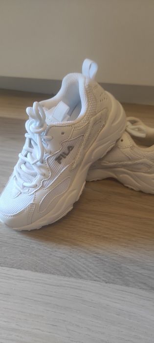 Нови маратонки Nike