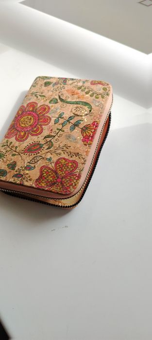 Женский мягкий кошелек