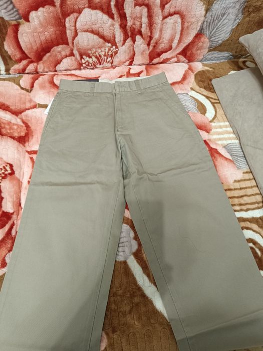 Продам новые джинсы