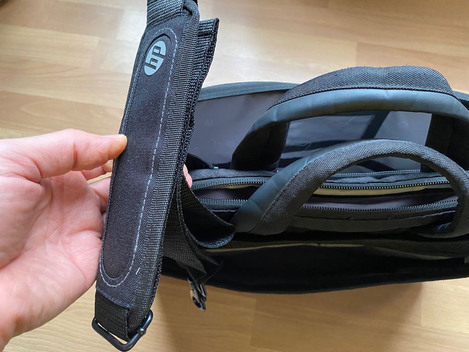 Чанти за лаптоп HP 16"