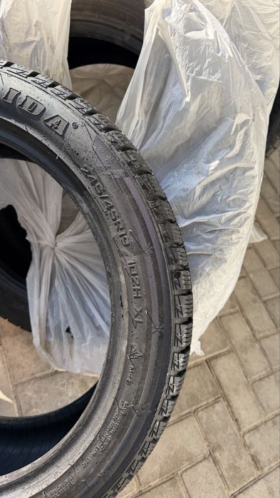 Зимние шины Haida 245/45R19