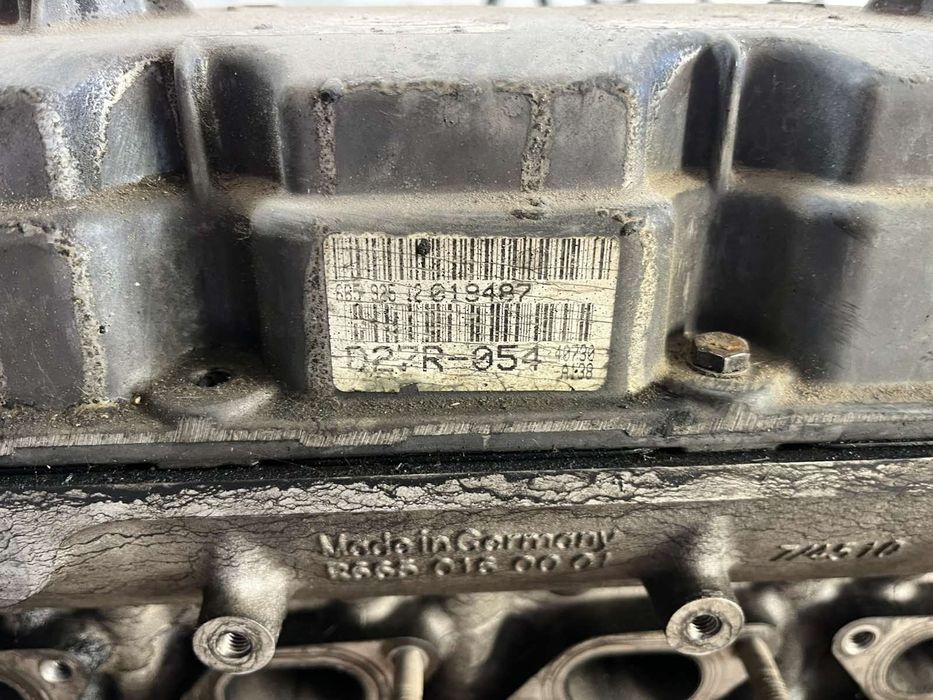 Цилиндрова глава Ssang Yong 2.7Xdi