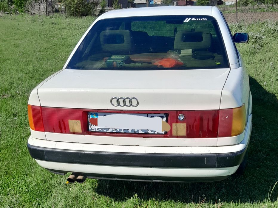 Продам Ауди 100 с4
