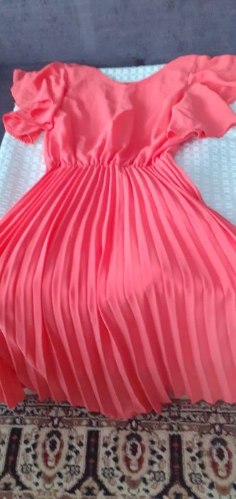 Платье оранжевый