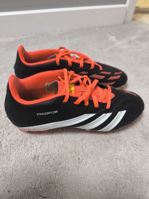 Бутонки Адидас Predator 40номер