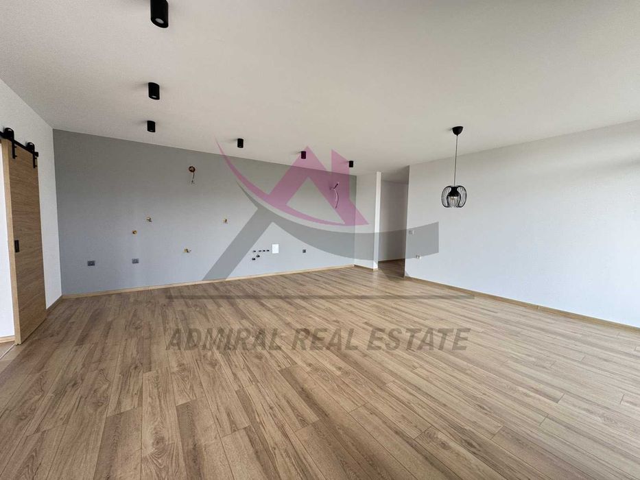 Продава се Къща в Варна, Левски - 150 кв.м за 1400 €/кв.м - Снимка #8