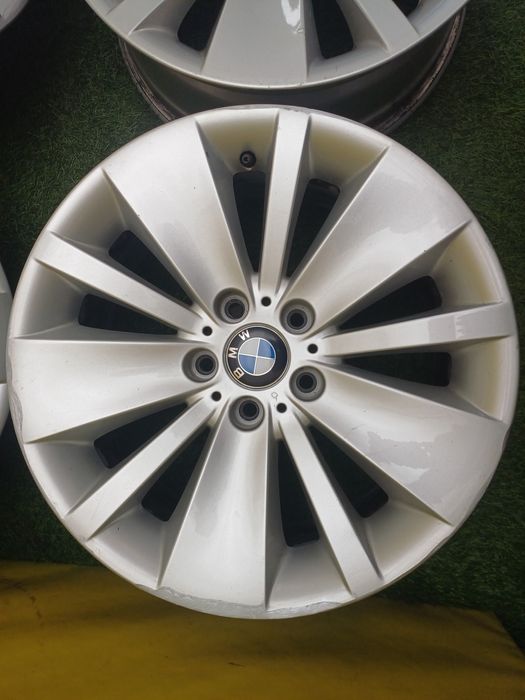 Диски R18 5x120 на BMW.