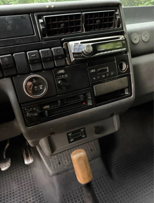 VW Caravelle 2.4 d syncro 4X4