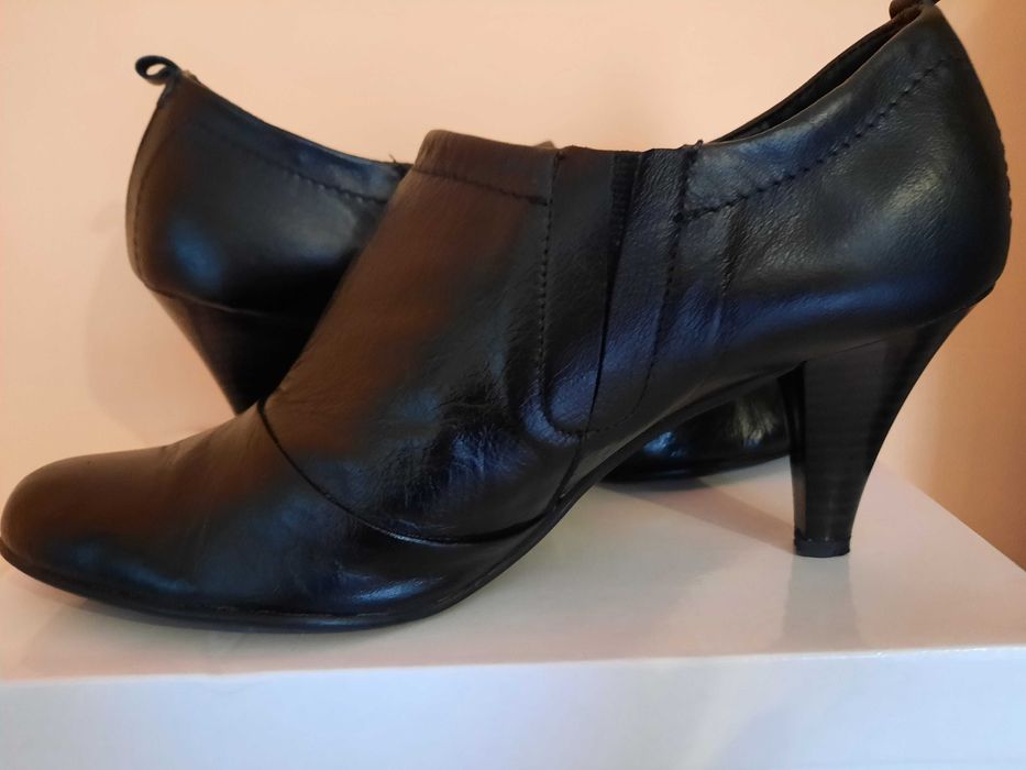 Боти Dikos номер 40