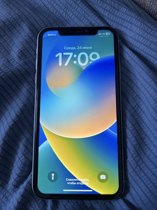 iPhone 11 в идеальном состояний