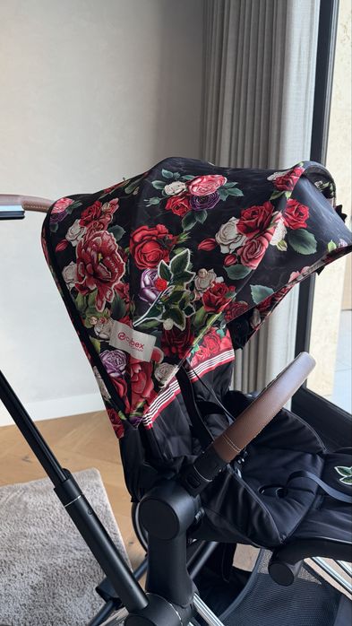 Cybex количка  Priam Fashion Spring Blossom Dark
