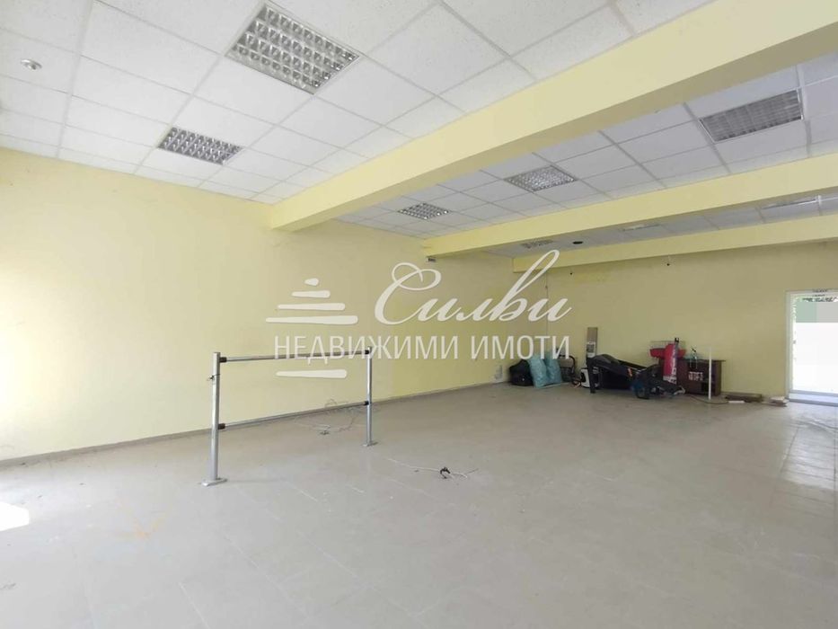 Продава се Магазин в Шумен, Боян Българанов 2 - 140 кв.м за 1250 €/кв.м - Снимка #1