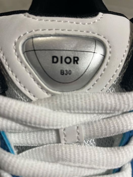 Dior B30 countdown