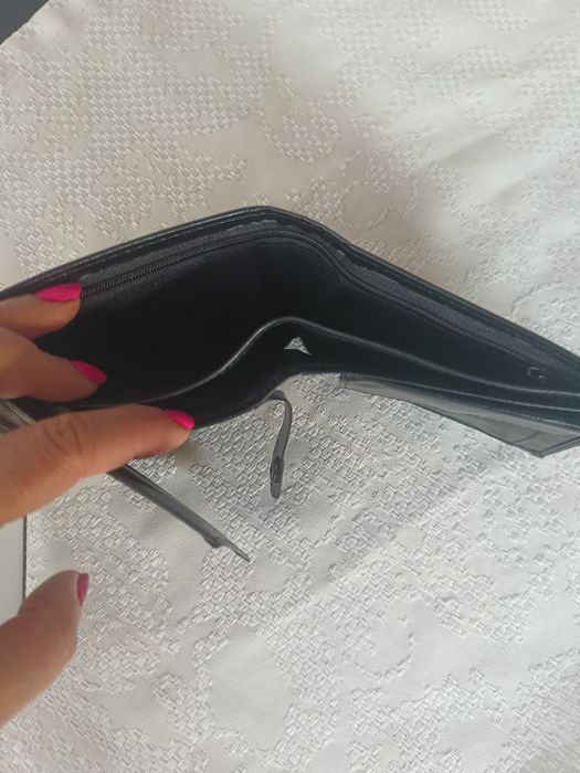 Мъжки кожен портфейл