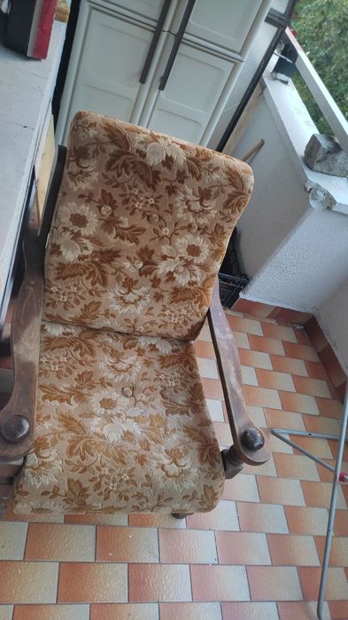 За ценители - уникален разтегателен диван и фотьойл