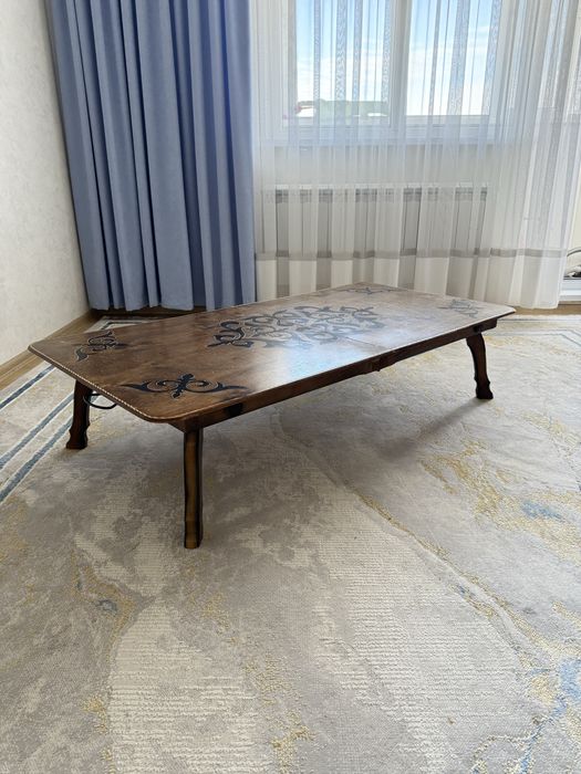 Складной стол для гостей 2 штука