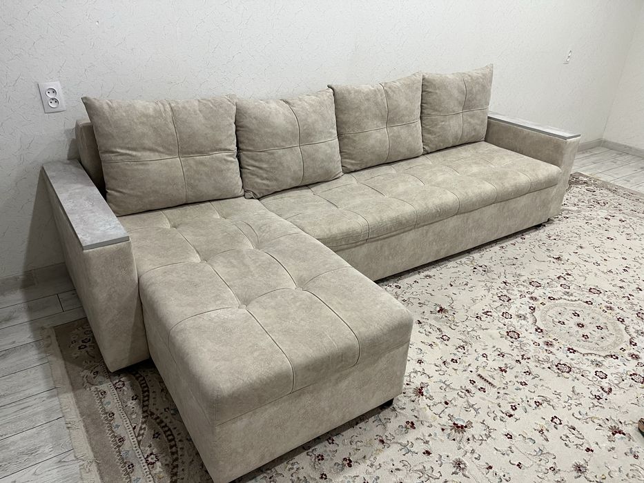 Продам диван, раскладной.