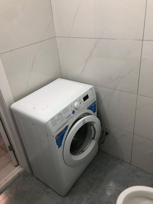 Сдам 2 комнатную  квартиру.