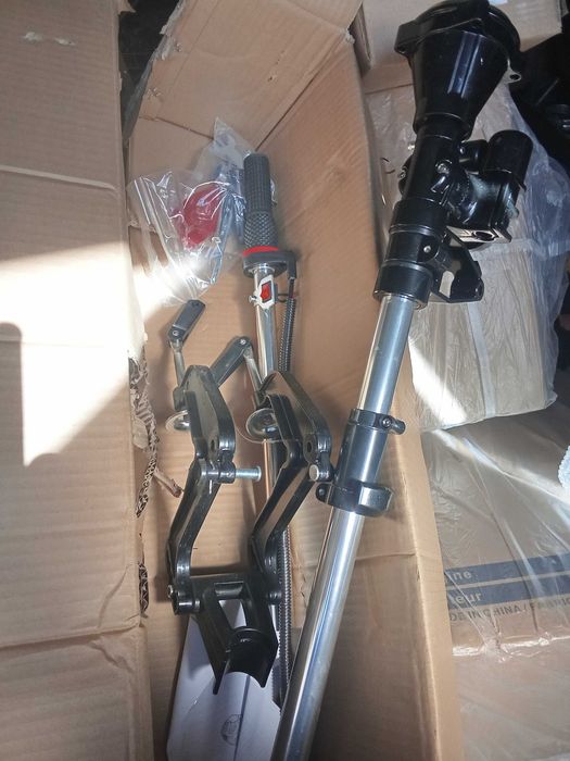 двигатели и ботуши за лодки и фрези; свредели