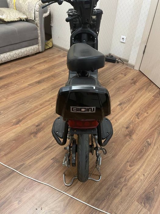 Продаю электроскутер