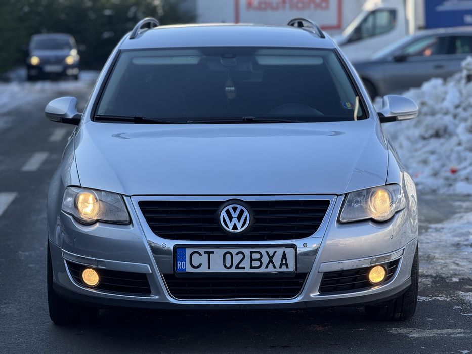 vw passat b6 2010 luna a 5 a 1.6 diesel proprietar de 3 ani