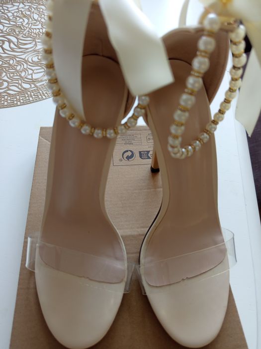 Новый туфли вечерние 36 размер