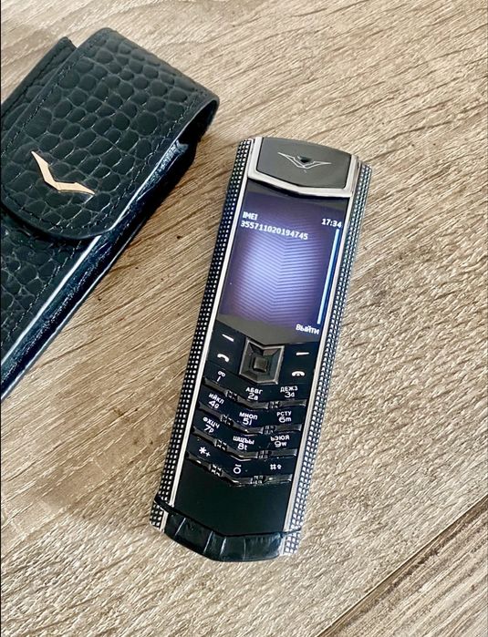 Vertu Signature S