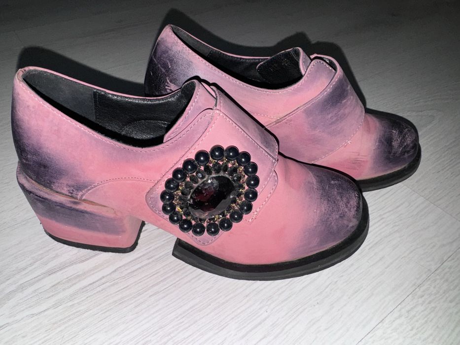 Женская обувь 35 размера